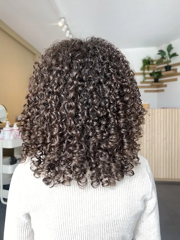 Beauty Curls – Krullenkapper / Make-up artist
