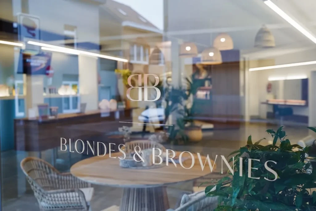 Blondes & Brownies