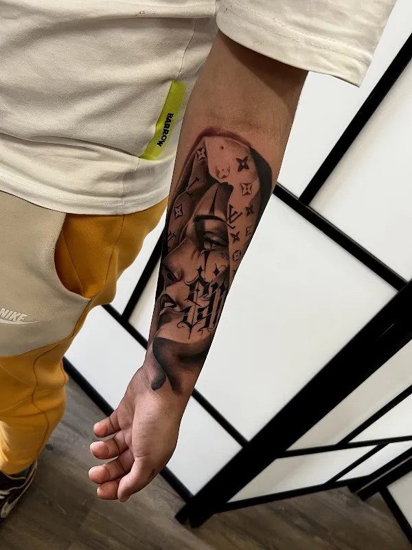 Bombay’s tattoo