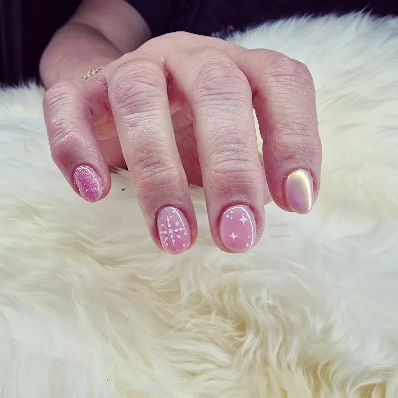 Deedee’s beauty parlour