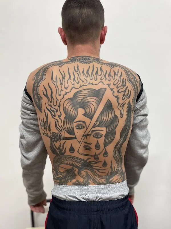 Demain Midi Tatouage