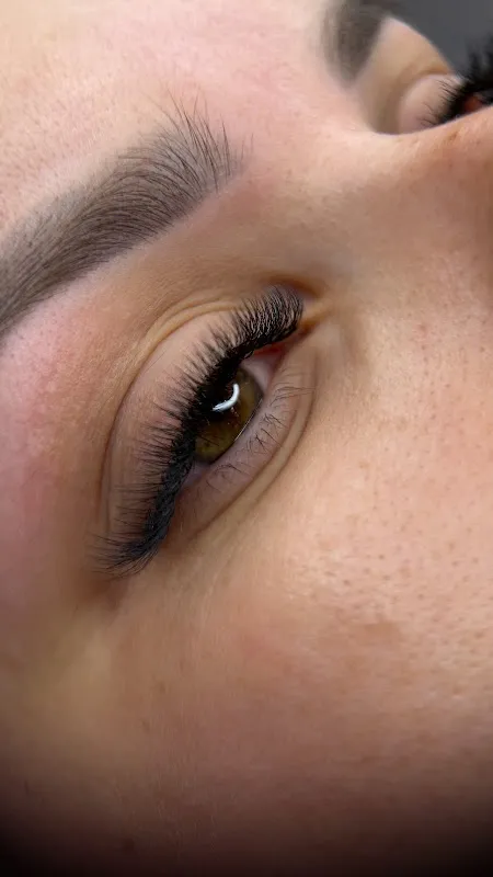 DI Beauty Room (Permanent Makeup & Lashes)