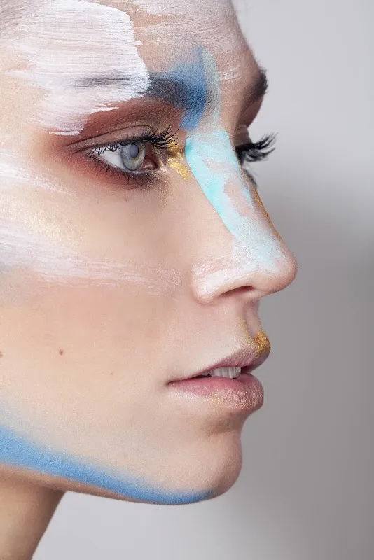 Evara Collin Make-up & Hair