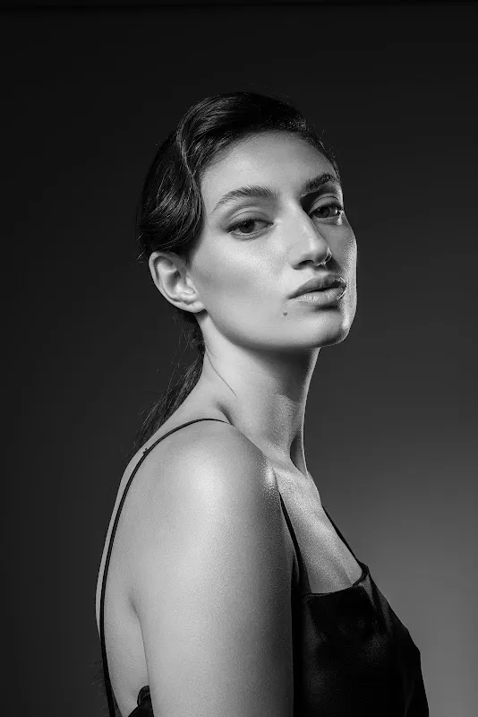 Jevan Barwari Makeup Artist