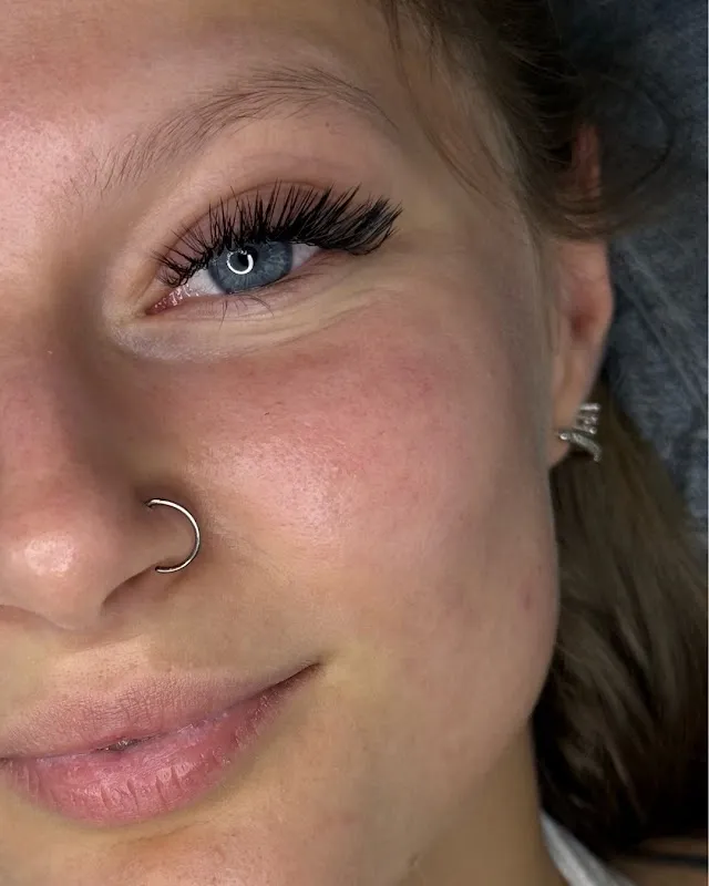 JK lashstylist