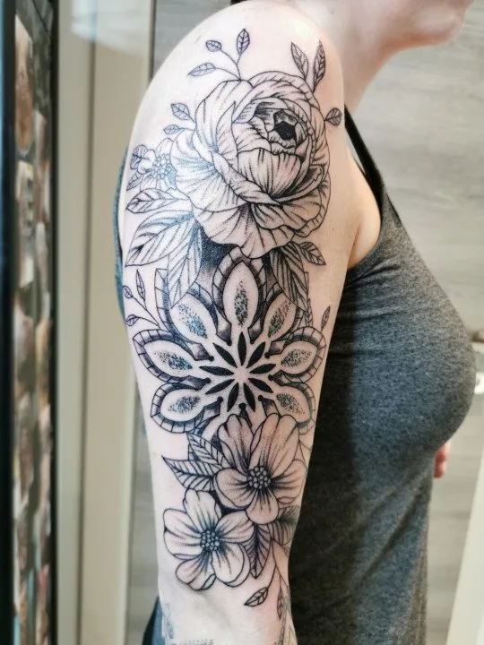 Johnny’s Tattoo & piercing shop