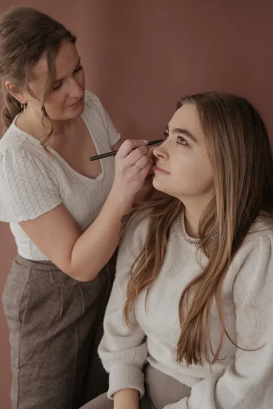 Karen Elen Make-up Artist