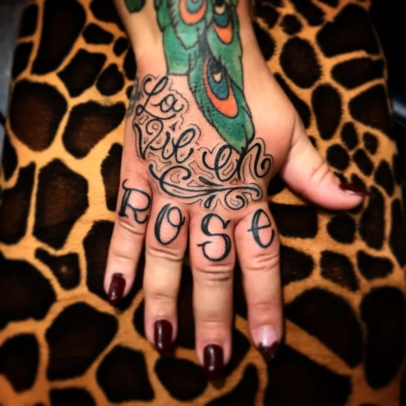 La Onda Tattoo Bar