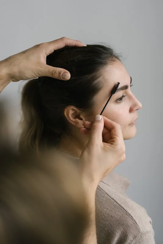 Marquesbrows (BROWBAR)