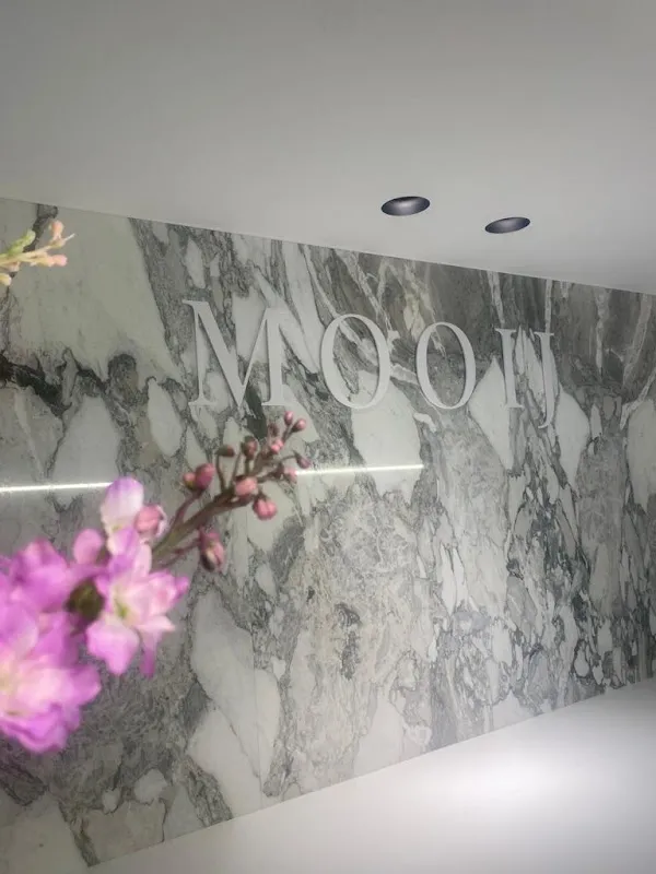 Mooij