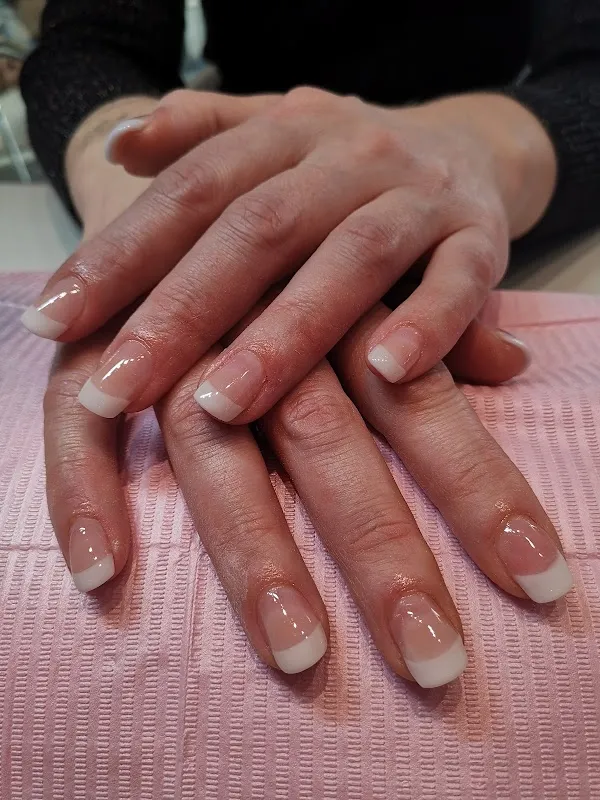 Nail Art & Beauty