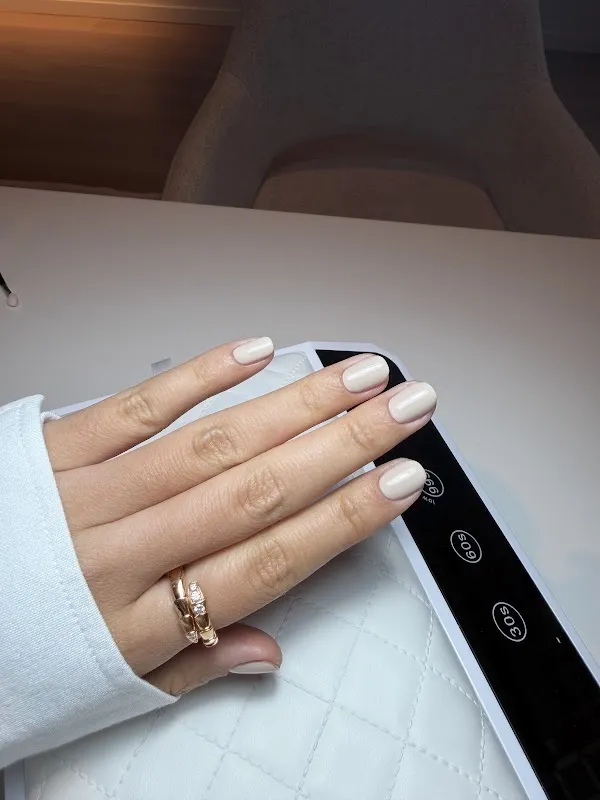 Nails and Muses