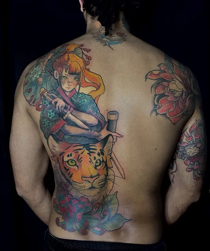 Sara Stella Tattoo-artist
