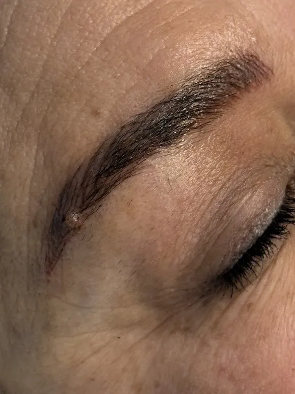 Studio By Zey – Institut de beauté