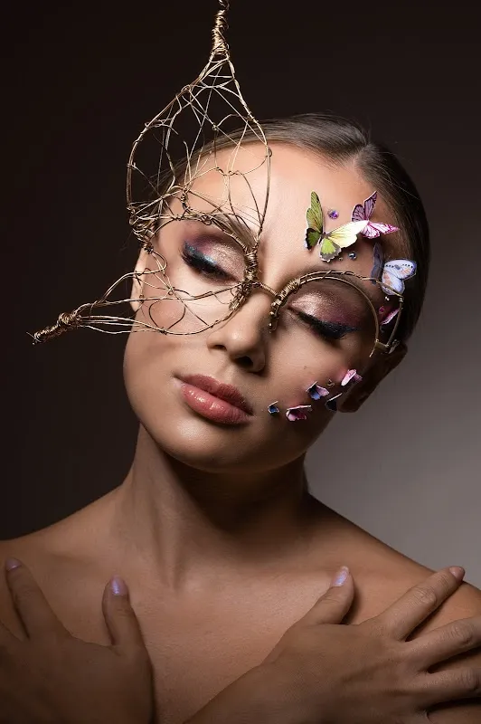 TomVmakeup Academy