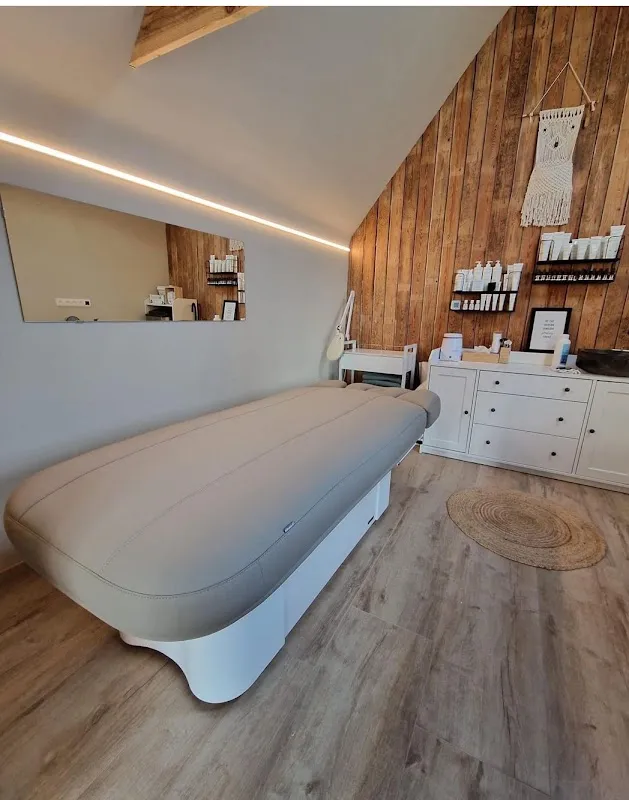 You Time Massages & Esthetiek